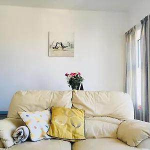  Apartment Hillcrest Cottage, Comfy Flat, Trendy Uplands Area